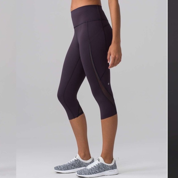 LULULEMON Pace Perfect Crop Legging Pants In Boysenberry Size 4 - Picture 1 of 11